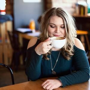 Meet your Posher, Helena